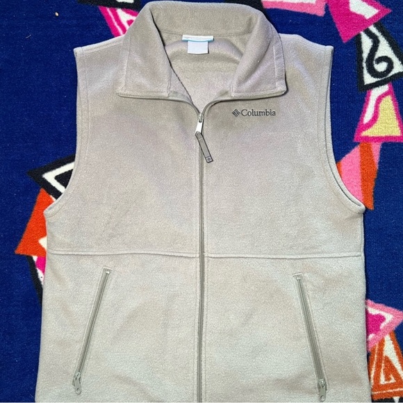 Columbia Taupe Fleece Vest - Picture 1 of 3